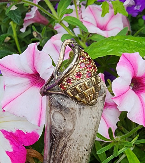 Garnet-Studded Seashell